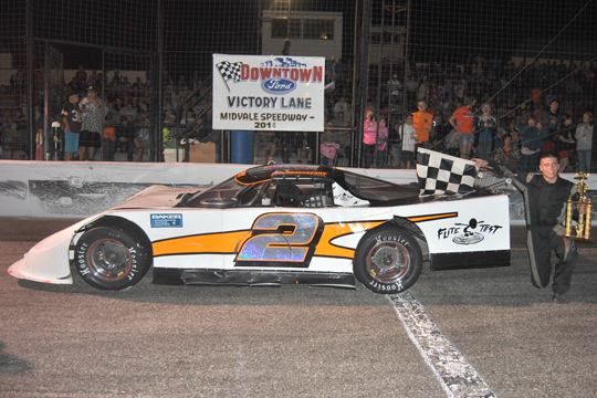 Rosenberry Wins Downtown Ford 100